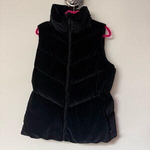 Athleta Black Puffer Vest